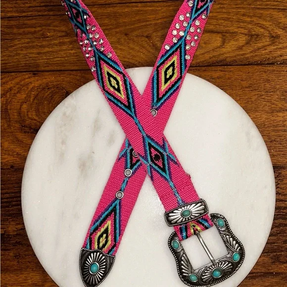 Montana West ~ Medium ~ Pink W/Multi-Colors Aztec ~ Rhinestones/Turquoise Belt - Picture 12 of 16